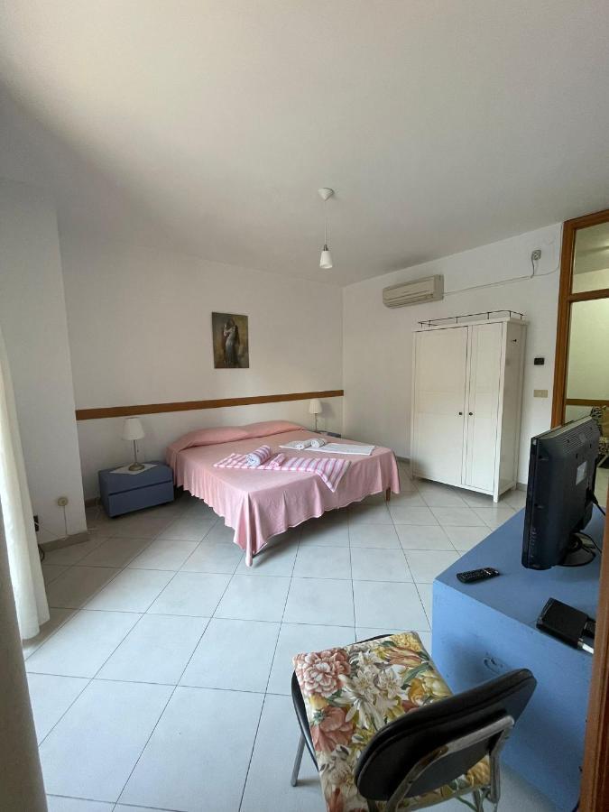 Dimora Alla Villa Остуні Екстер'єр фото